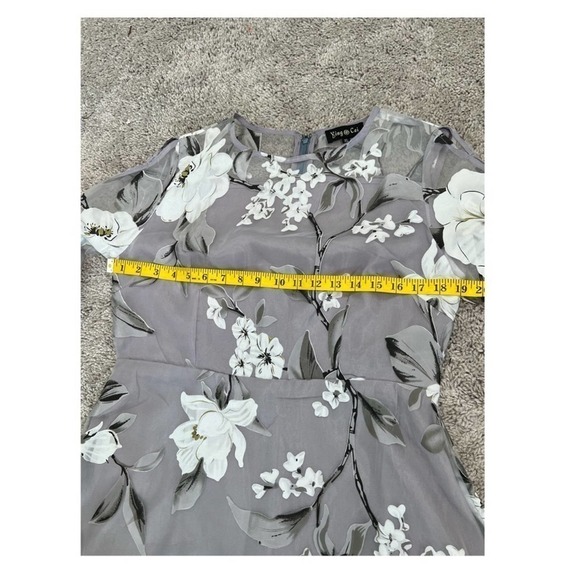 Ting @ Cai light gray floral dress - Picture 7 of 10